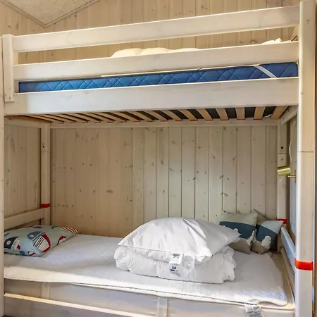 Nyaraló Teja - 100m From The Sea By Interhome Hejls